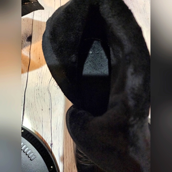 Smalto Black Mid-calf ruched boots, Size 38, Black - Picture 13 of 17